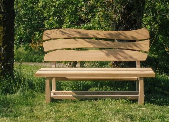 Скамейка из лиственницы